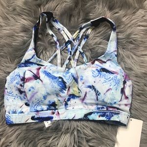 LuLulemon sports bra size 8